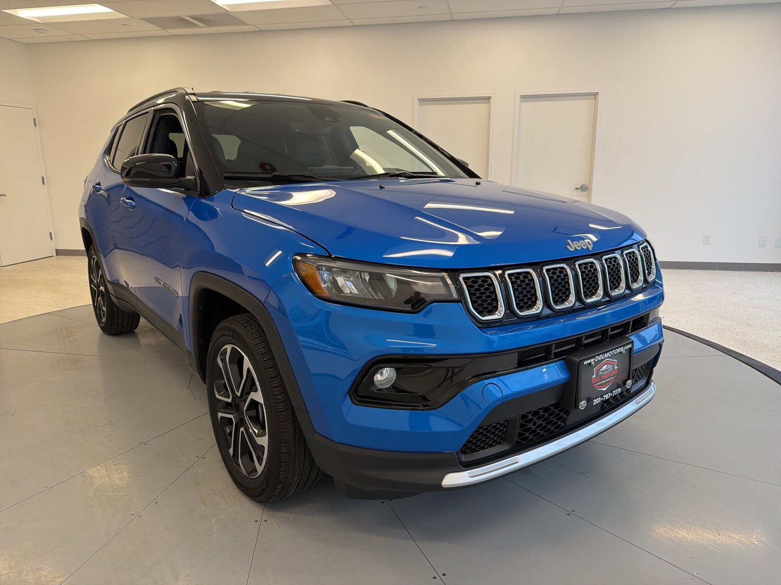 Used 2024 Jeep Compass Limited