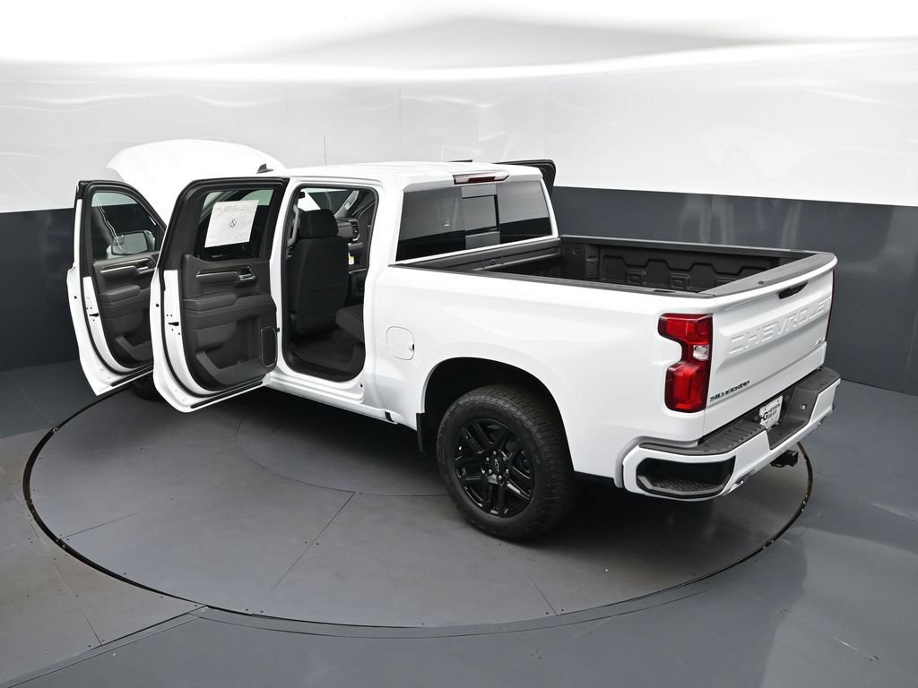 New 2026 Chevrolet Silverado 1500 RST w/ Convenience Package II AWD/4WD image 2