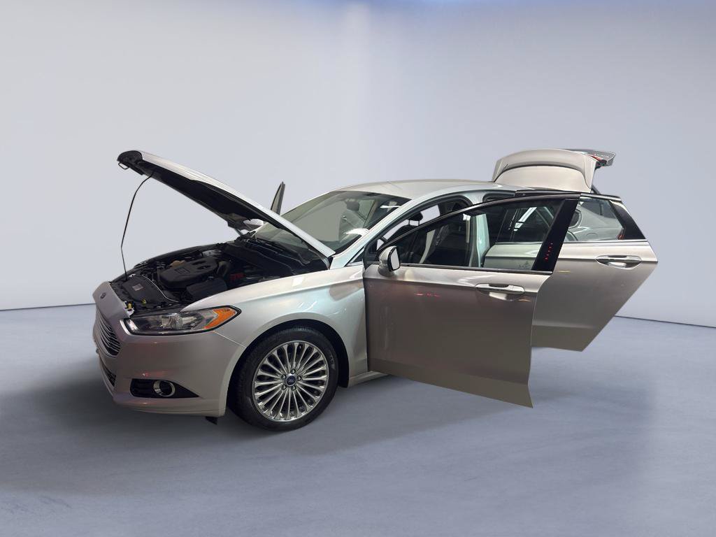 Used 2016 Ford Fusion Titanium FWD image 11