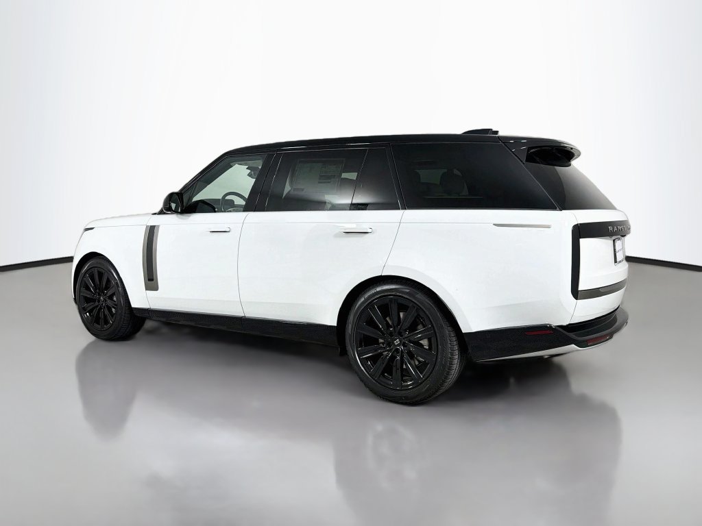 New 2027 Land Rover Range Rover Long Wheelbase SE AWD/4WD image 7