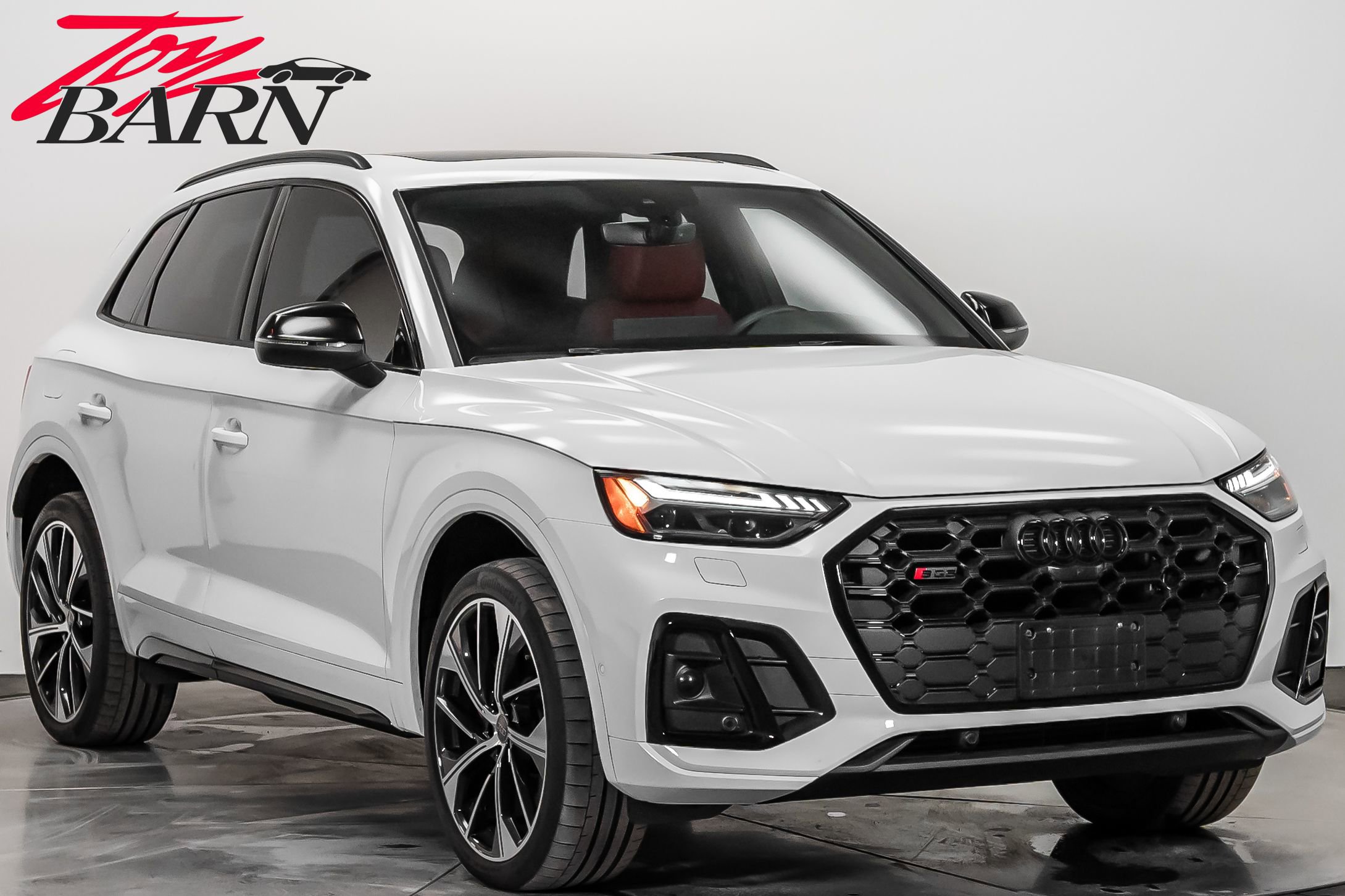 Used 2024 Audi SQ5 Prestige image 7