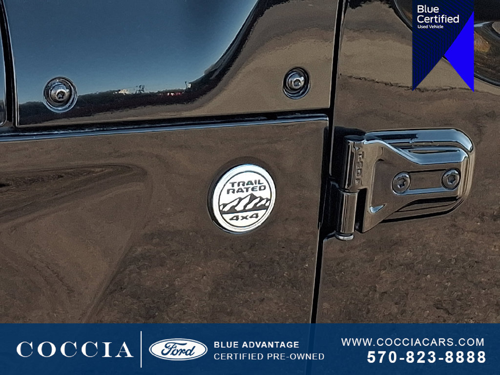 Used 2020 Jeep Wrangler Unlimited Sahara AWD/4WD image 30