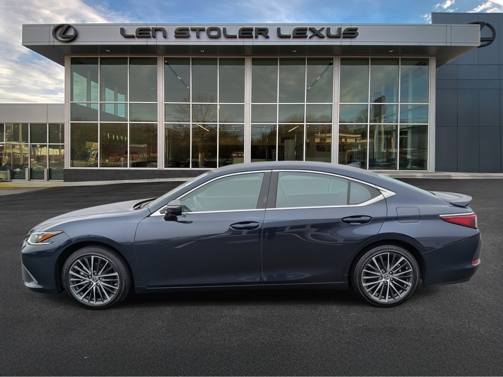 Used 2022 Lexus ES 350 350 FWD w/ Premium Package image 6