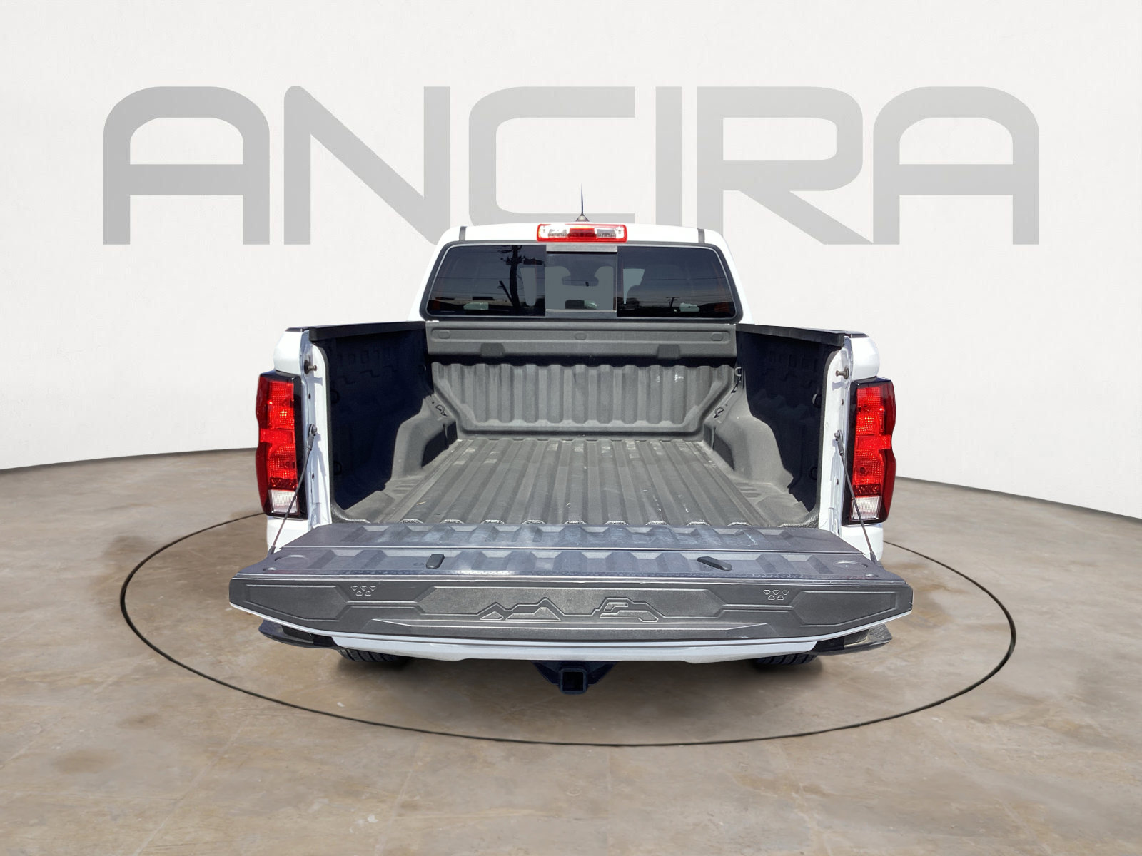 Used 2024 Chevrolet Colorado LT w/ LT Convenience Package II image 16