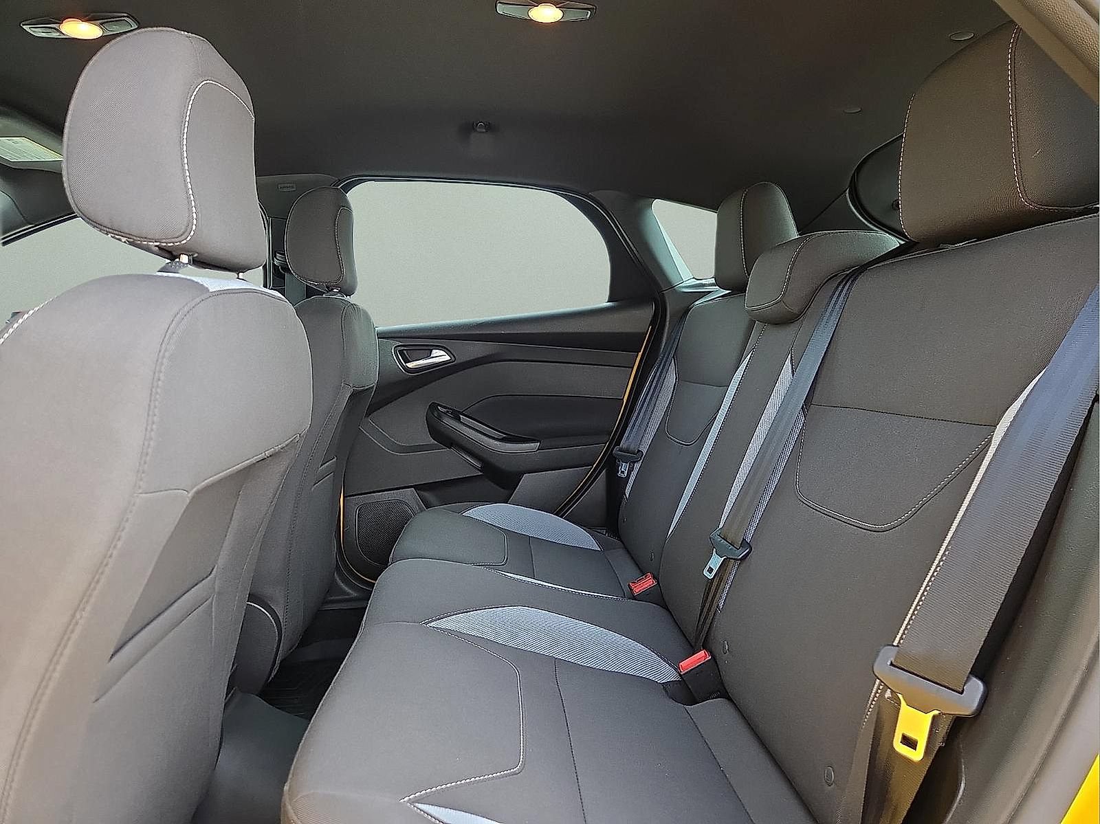 Used 2018 Ford Focus ST FWD image 10