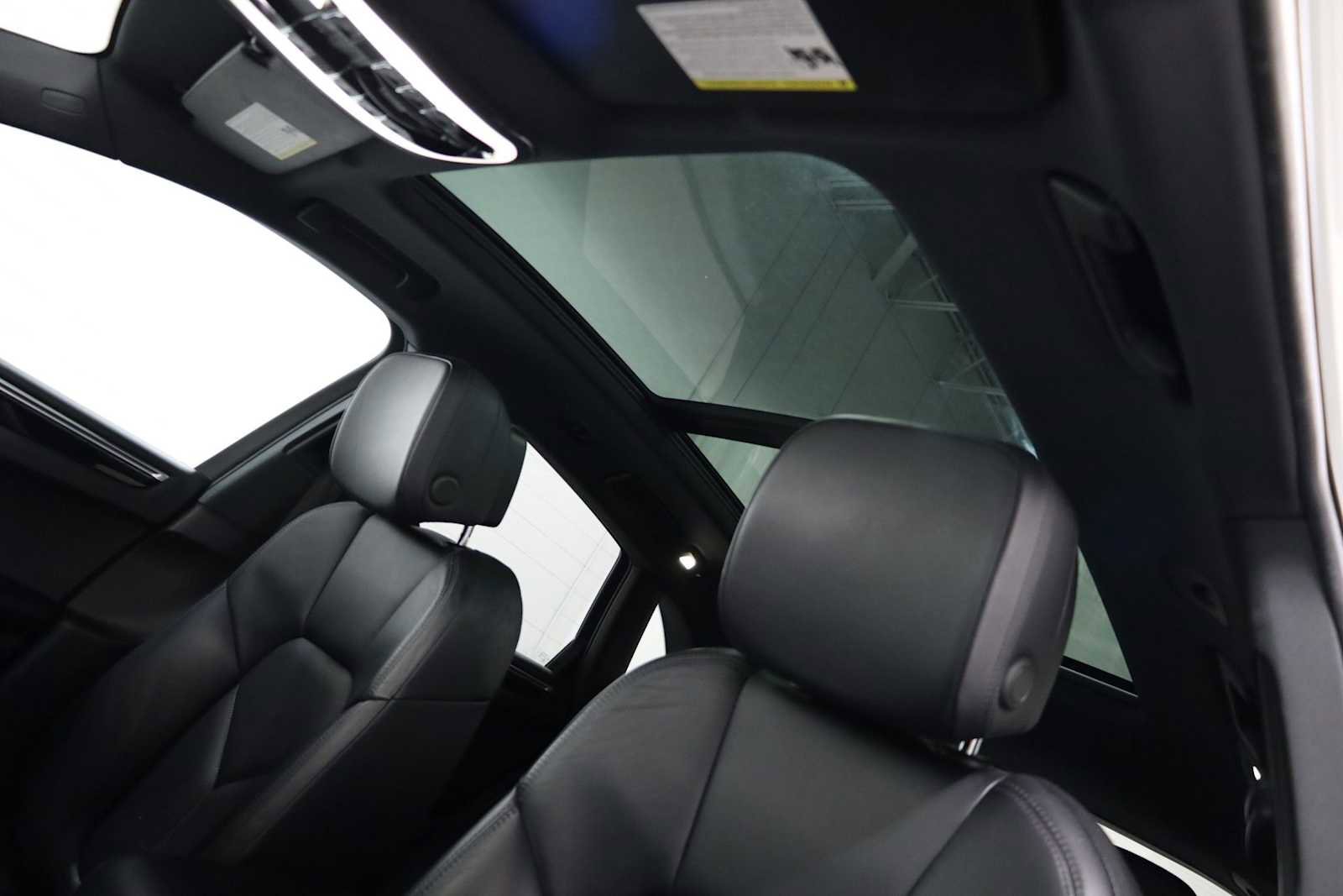 Used 2017 Porsche Macan image 20