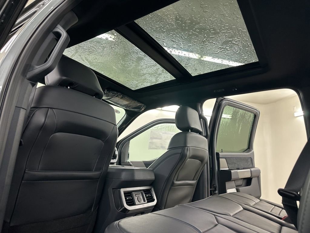 New 2026 Ford F350 Platinum w/ FX4 Off-Road Package image 24