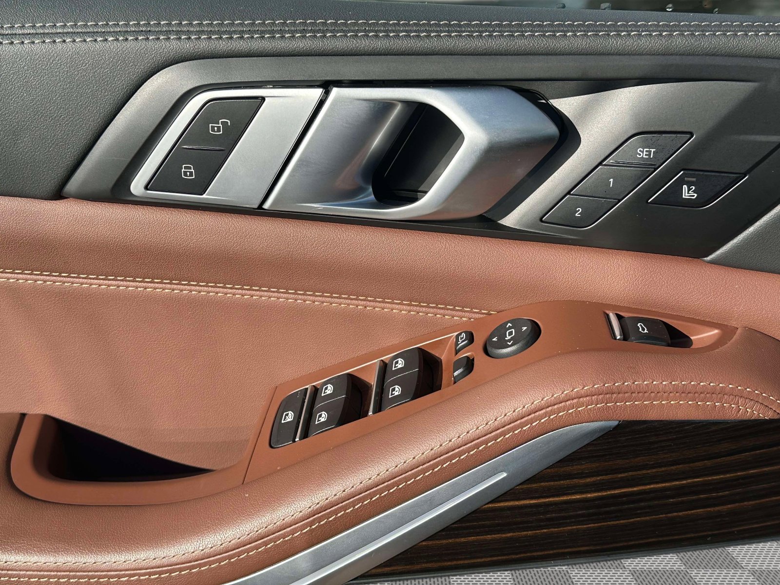 Used 2025 BMW X5 xDrive50e image 22