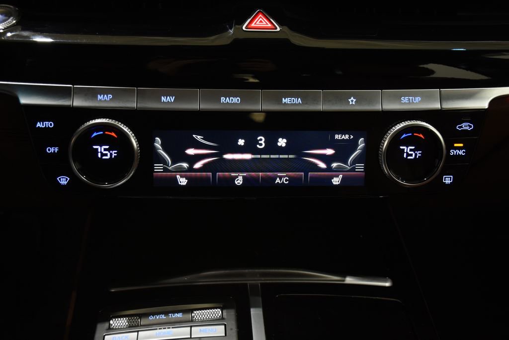 Used 2023 Genesis G80 2.5T image 16