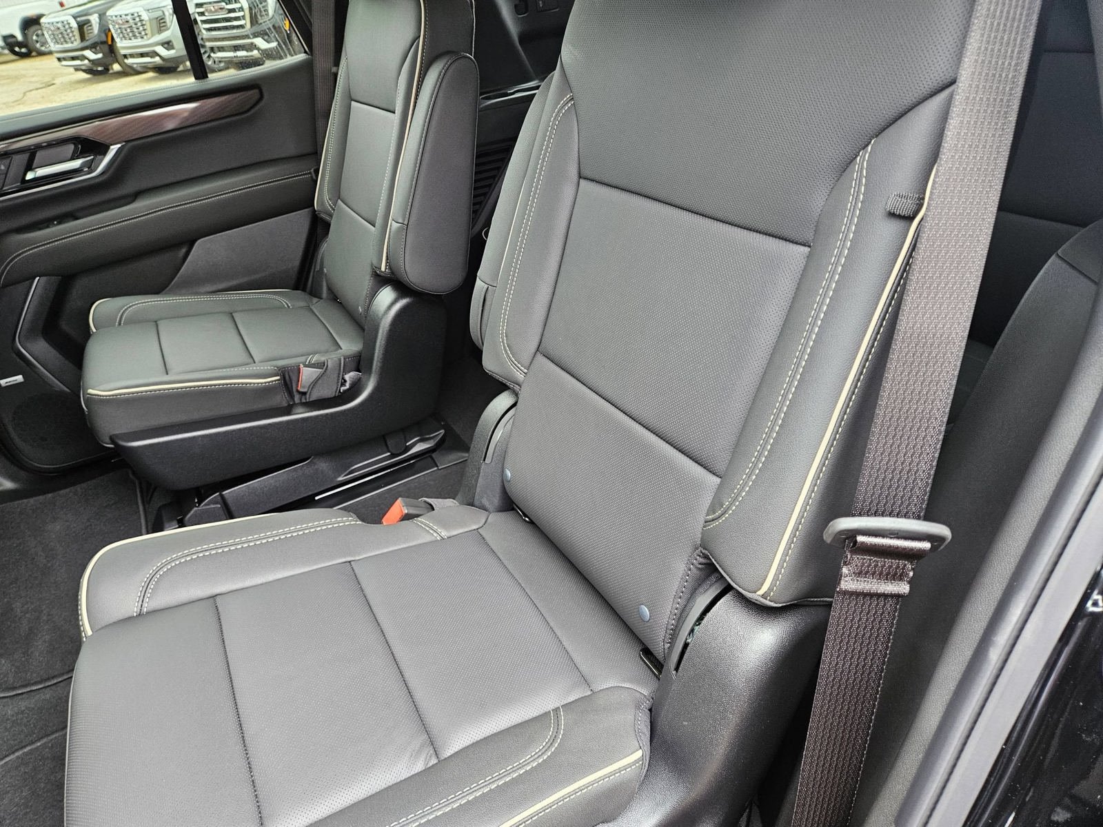 New 2026 GMC Yukon Elevation AWD/4WD image 27