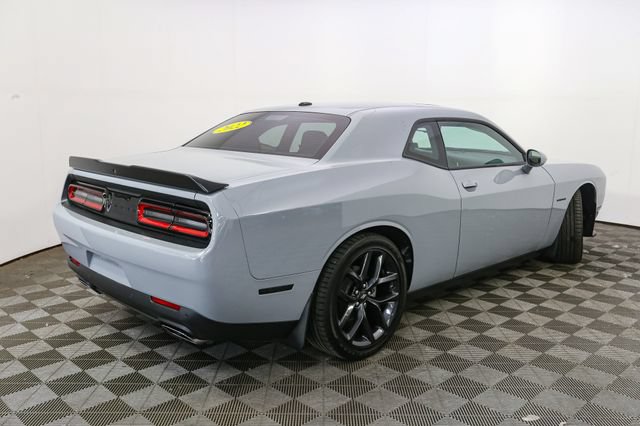 Used 2022 Dodge Challenger R/T w/ Blacktop Package RWD image 12