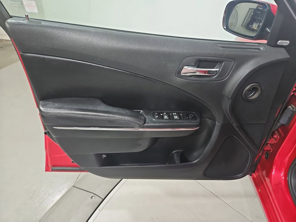Used 2012 Dodge Charger SXT AWD/4WD image 11