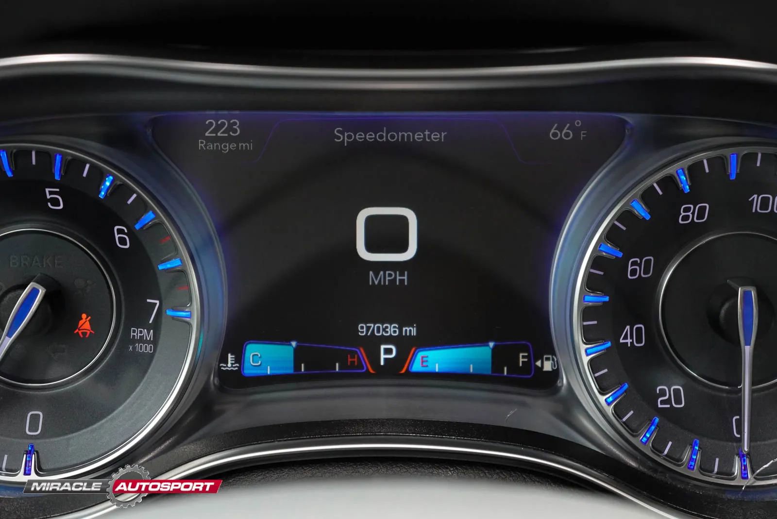 Used 2017 Chrysler 300 Limited w/ Driver Convenience Group RWD image 39