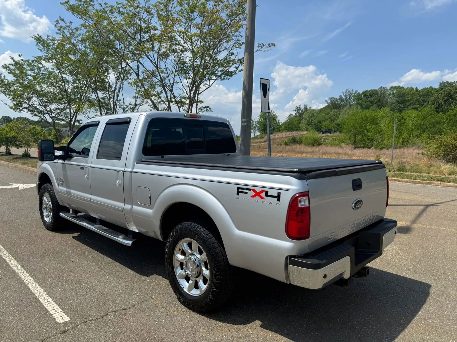 Used 2011 Ford F250 Lariat w/ Lariat Ultimate Pkg AWD/4WD image 4