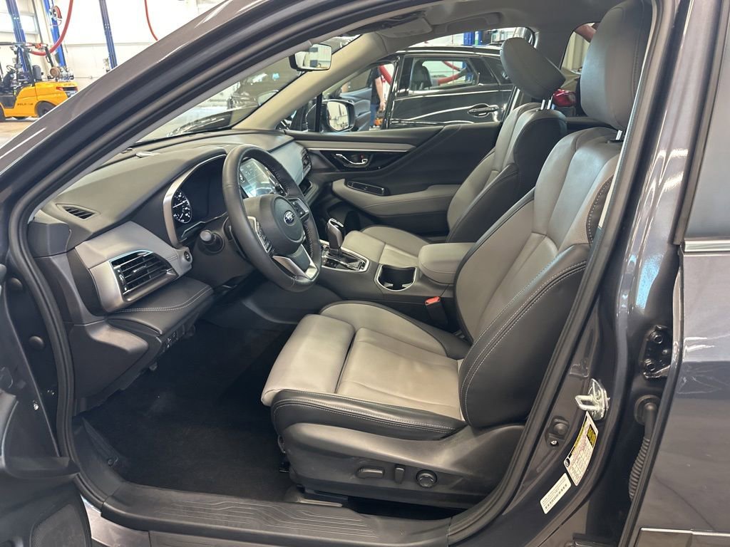Used 2023 Subaru Outback Limited AWD/4WD image 19