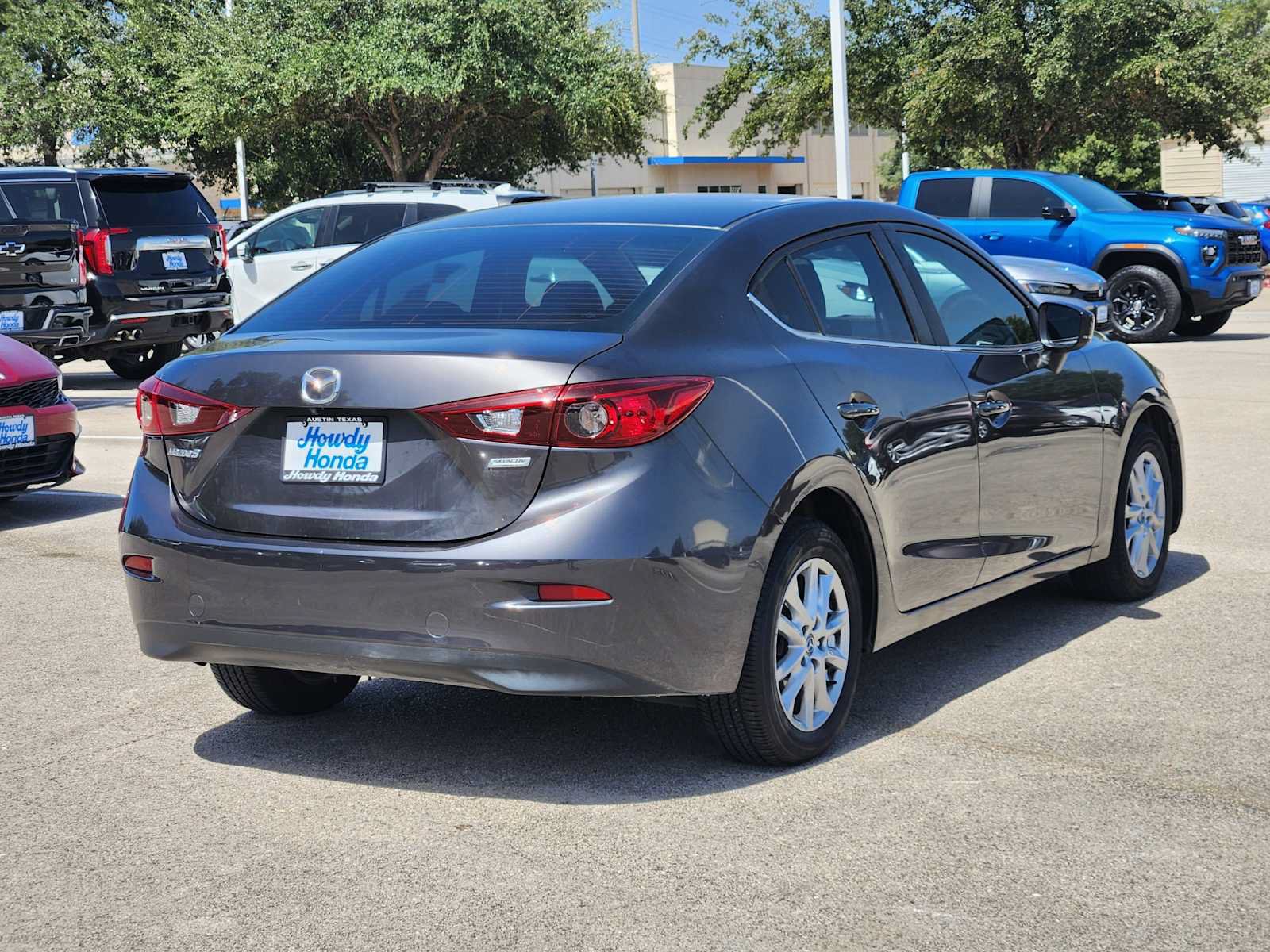 Used 2017 MAZDA MAZDA3 Sport w/ Preferred Equipment Package FWD image 6