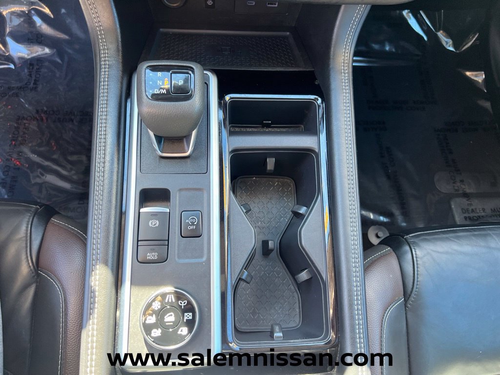 Used 2024 Nissan Pathfinder Platinum AWD/4WD image 10