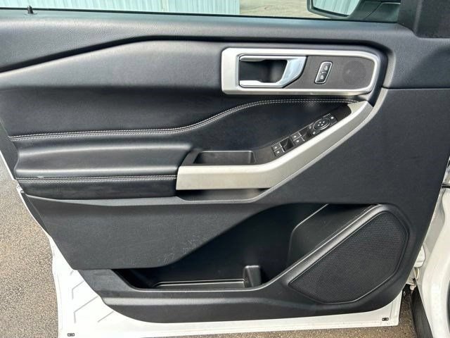 Used 2022 Ford Explorer XLT RWD image 9