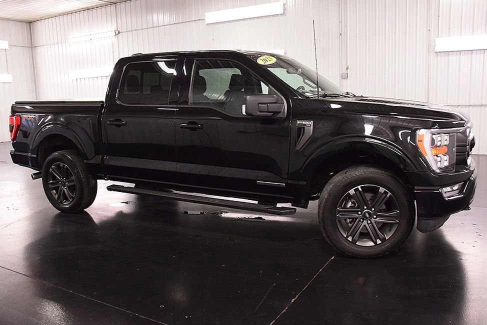 Used 2023 Ford F150 XLT w/ Equipment Group 302A High image 10
