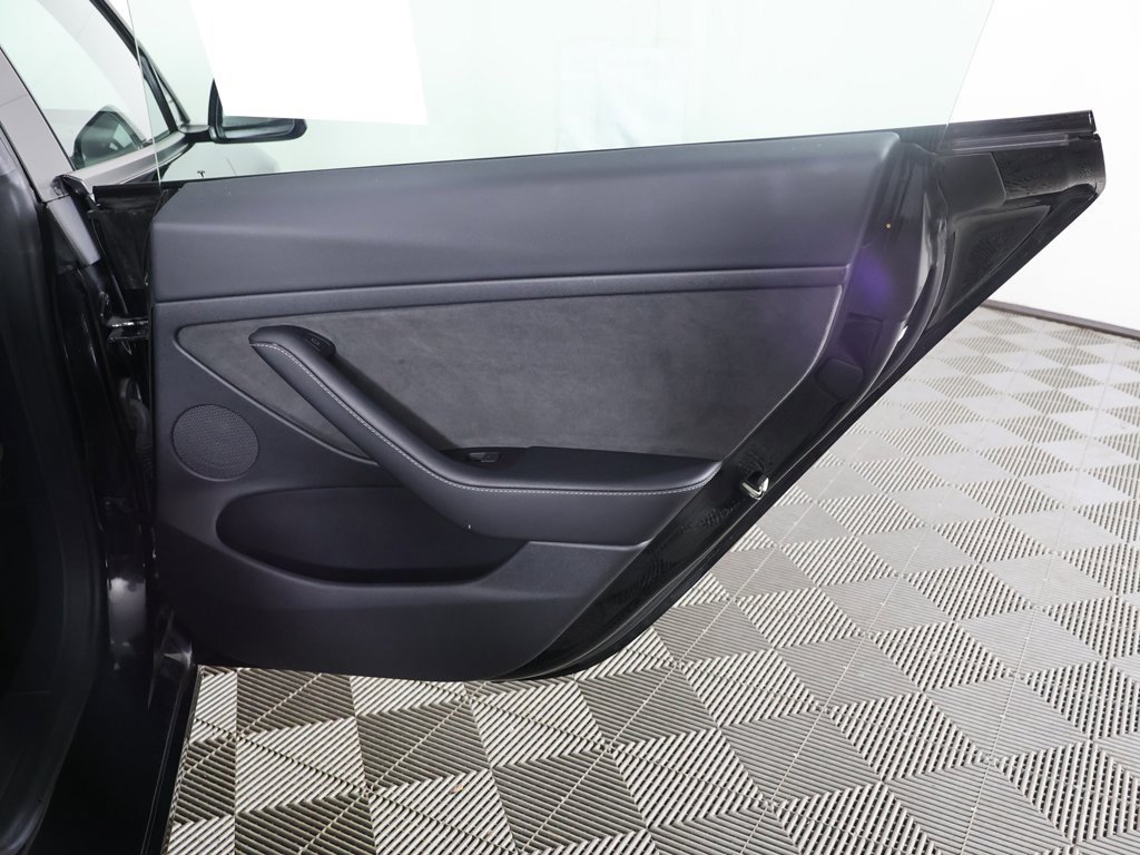 Used 2023 Tesla Model 3 Standard Range image 24