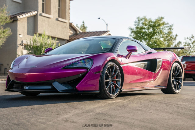 Used 2018 McLaren 570S Spider RWD image 22