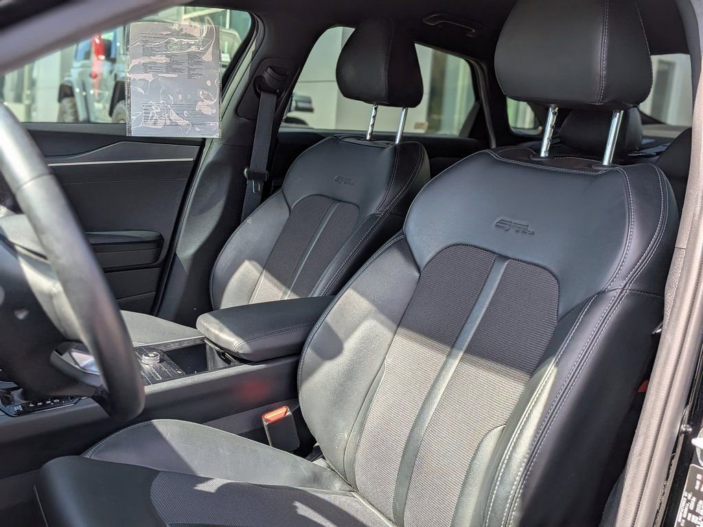 Used 2023 Kia K5 GT-Line w/ GT-Line Premium Package image 9