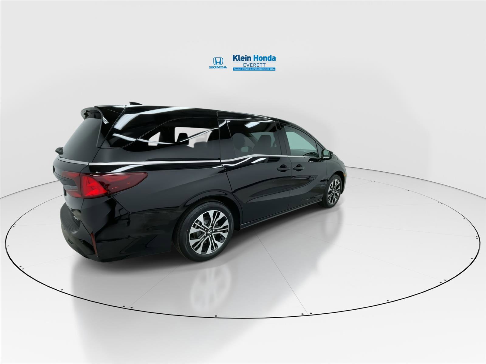 New 2026 Honda Odyssey Elite image 2