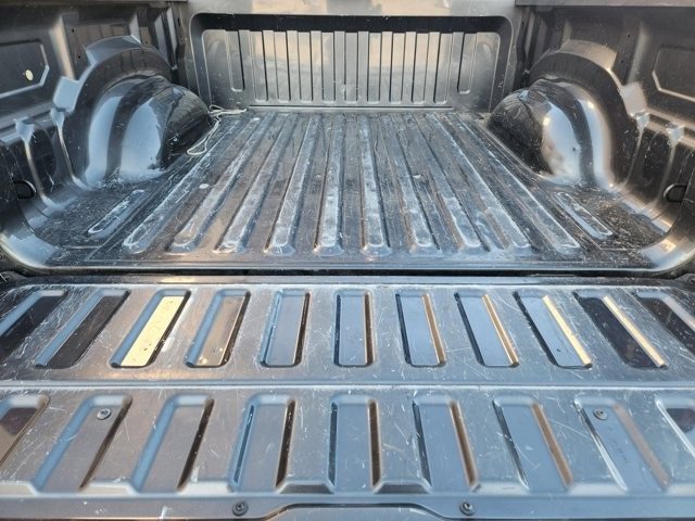 Used 2019 RAM 1500 Laramie image 32