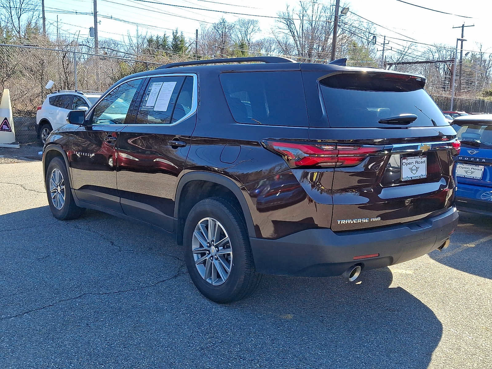 Used 2023 Chevrolet Traverse LT AWD/4WD image 4