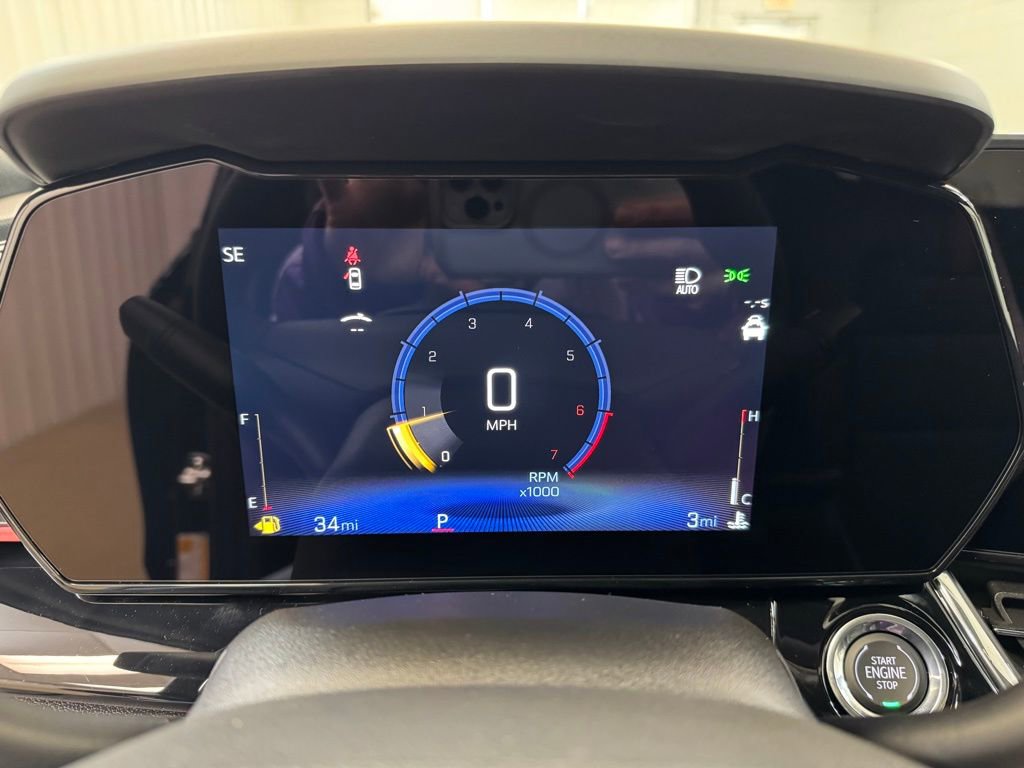 New 2026 Chevrolet Trax RS w/ Sunroof Package image 28