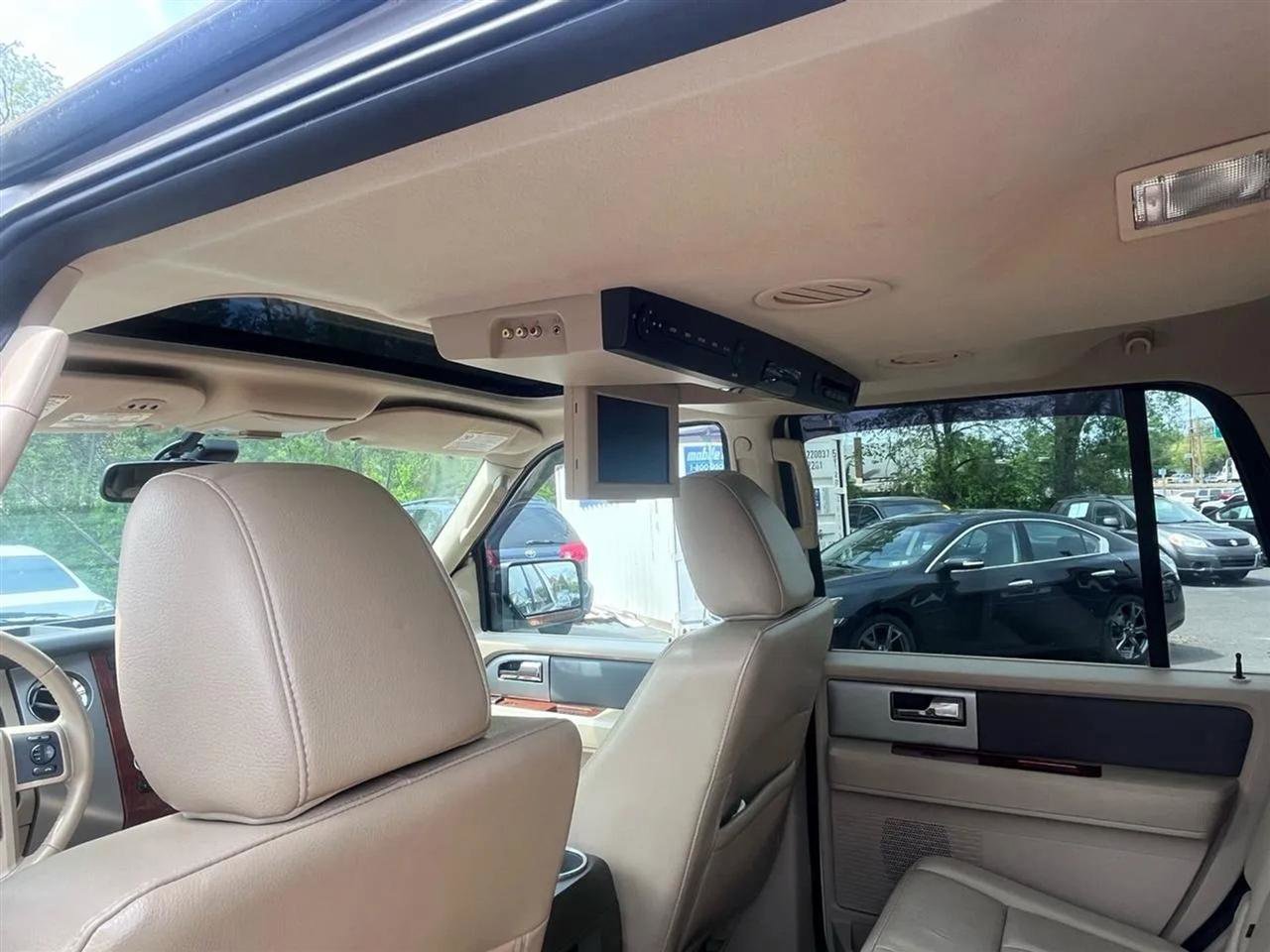 Used 2010 Ford Expedition Eddie Bauer AWD/4WD image 14