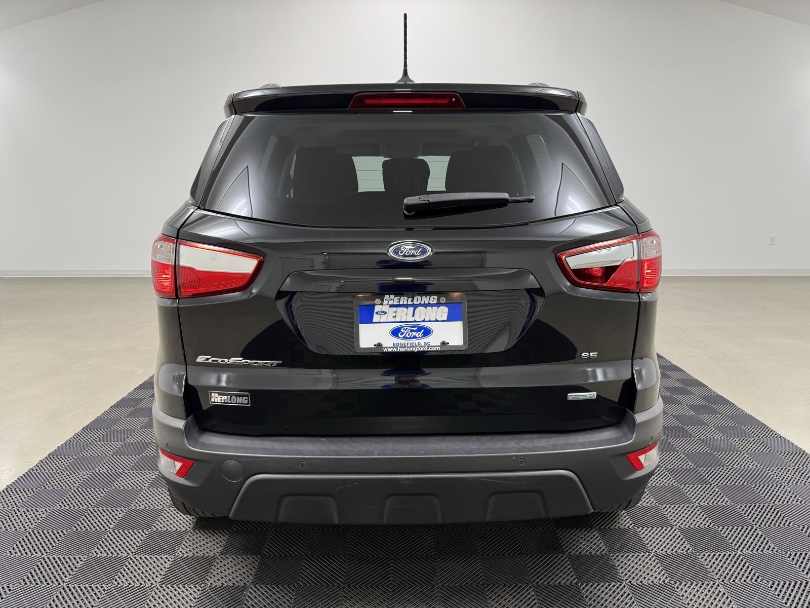 Used 2020 Ford EcoSport SE w/ SE Convenience Package image 8