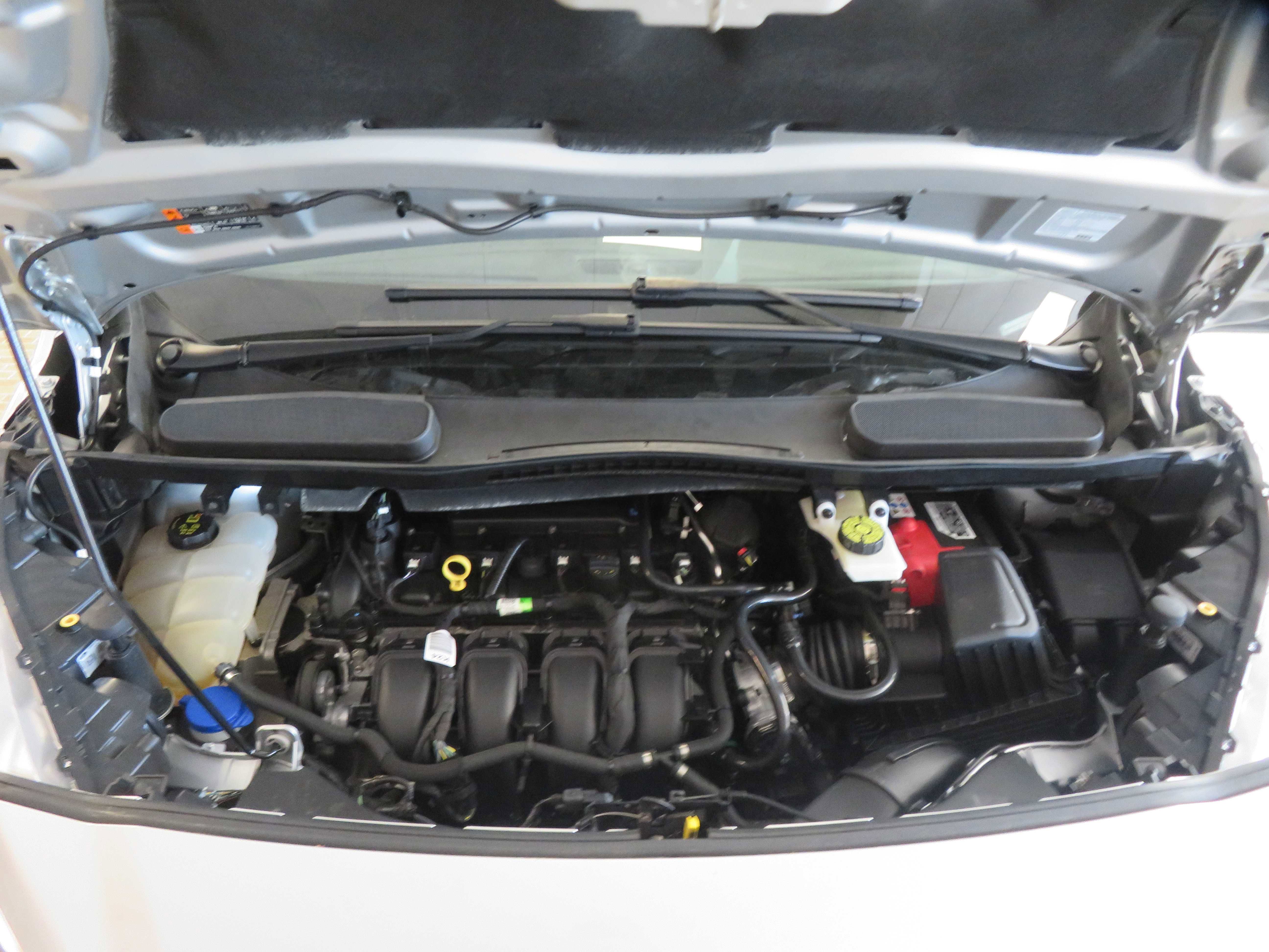 Used 2022 Ford Transit Connect XLT image 61