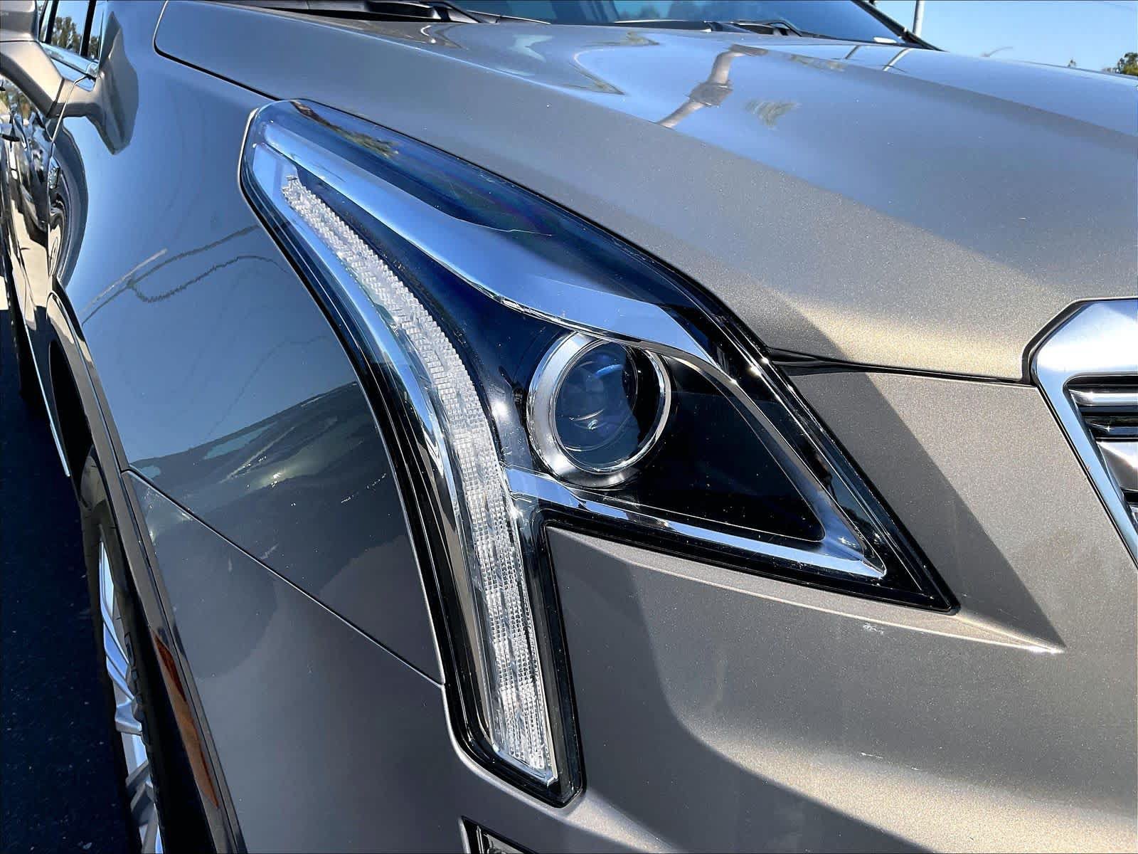 Used 2019 Cadillac XT5 FWD image 31