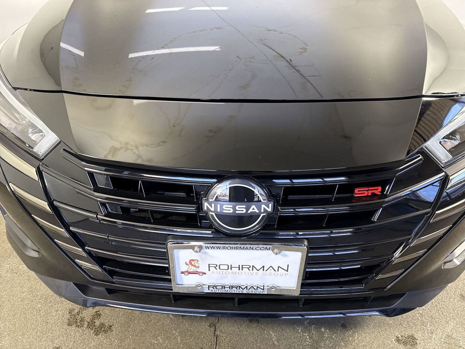 Certified 2025 Nissan Versa SR w/ Trunk Package image 25