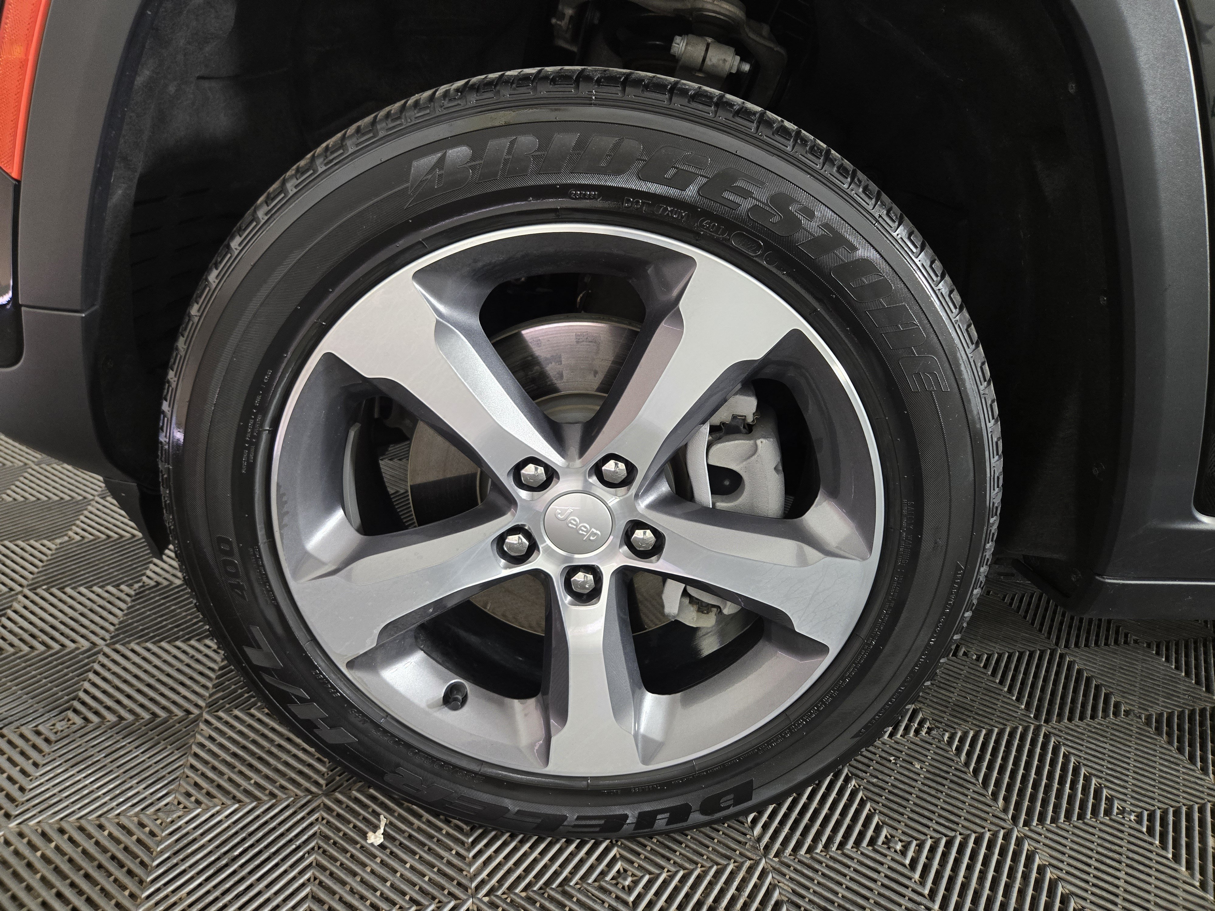 Used 2023 Jeep Grand Cherokee 4WD 4xe image 34
