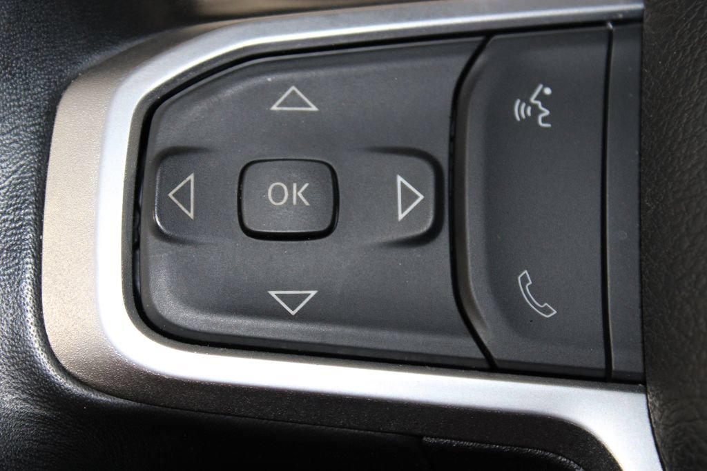 Used 2024 RAM 2500 Big Horn AWD/4WD image 37