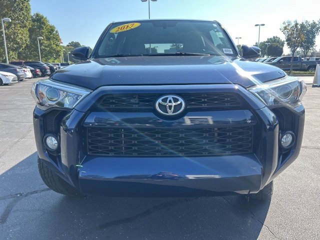 Used 2016 Toyota 4Runner SR5 Premium image 2