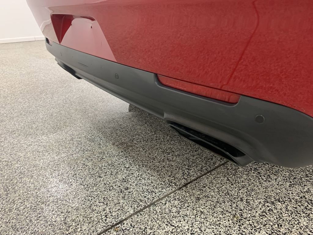 Used 2016 Dodge Challenger SRT Hellcat image 31