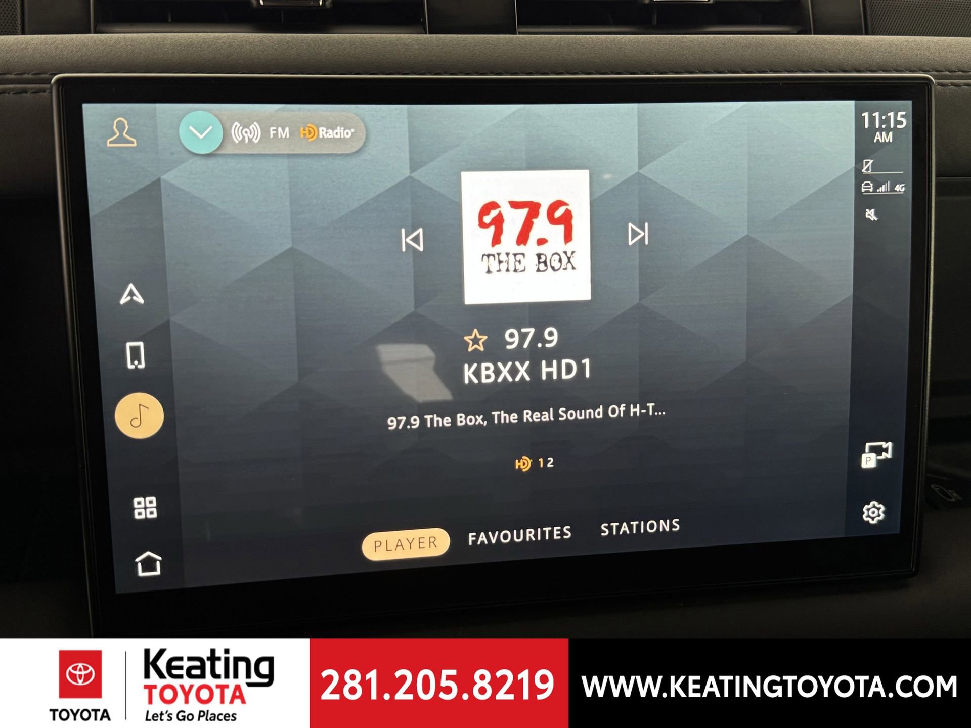 Used 2024 Land Rover Defender 130 Outbound image 24