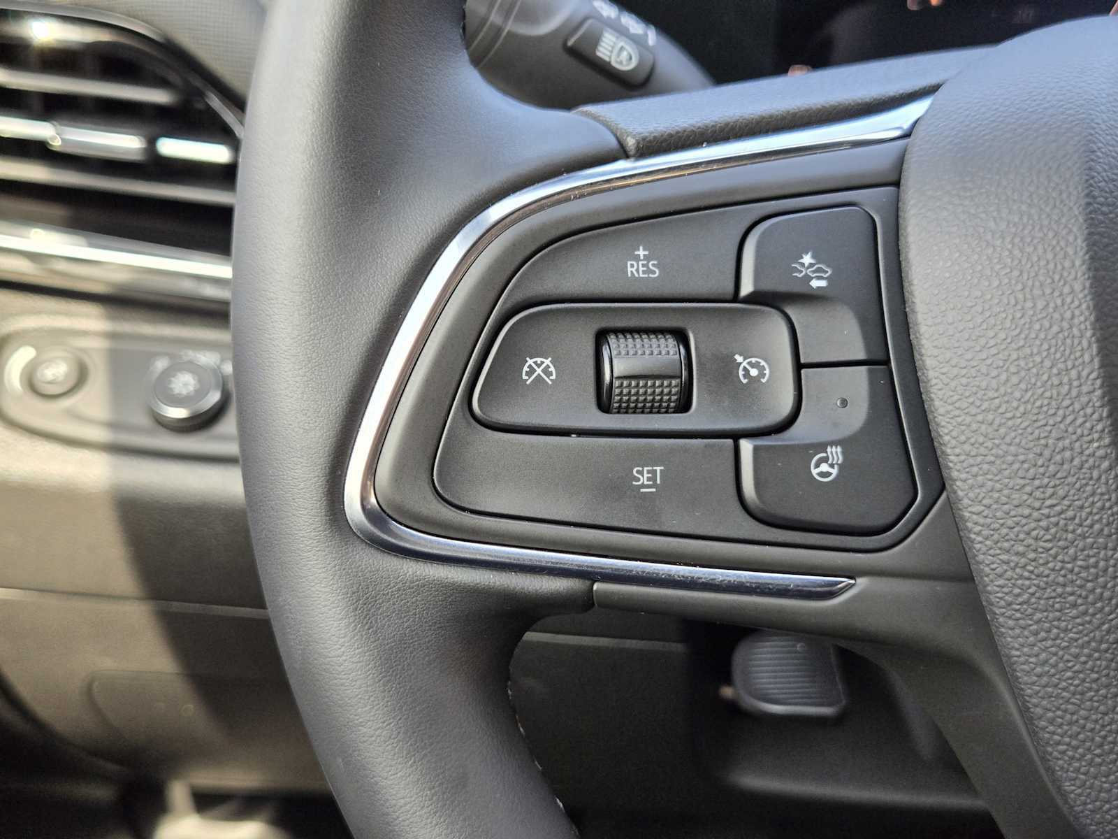 Used 2026 Buick Envista Sport Touring w/ Convenience I Package FWD image 26
