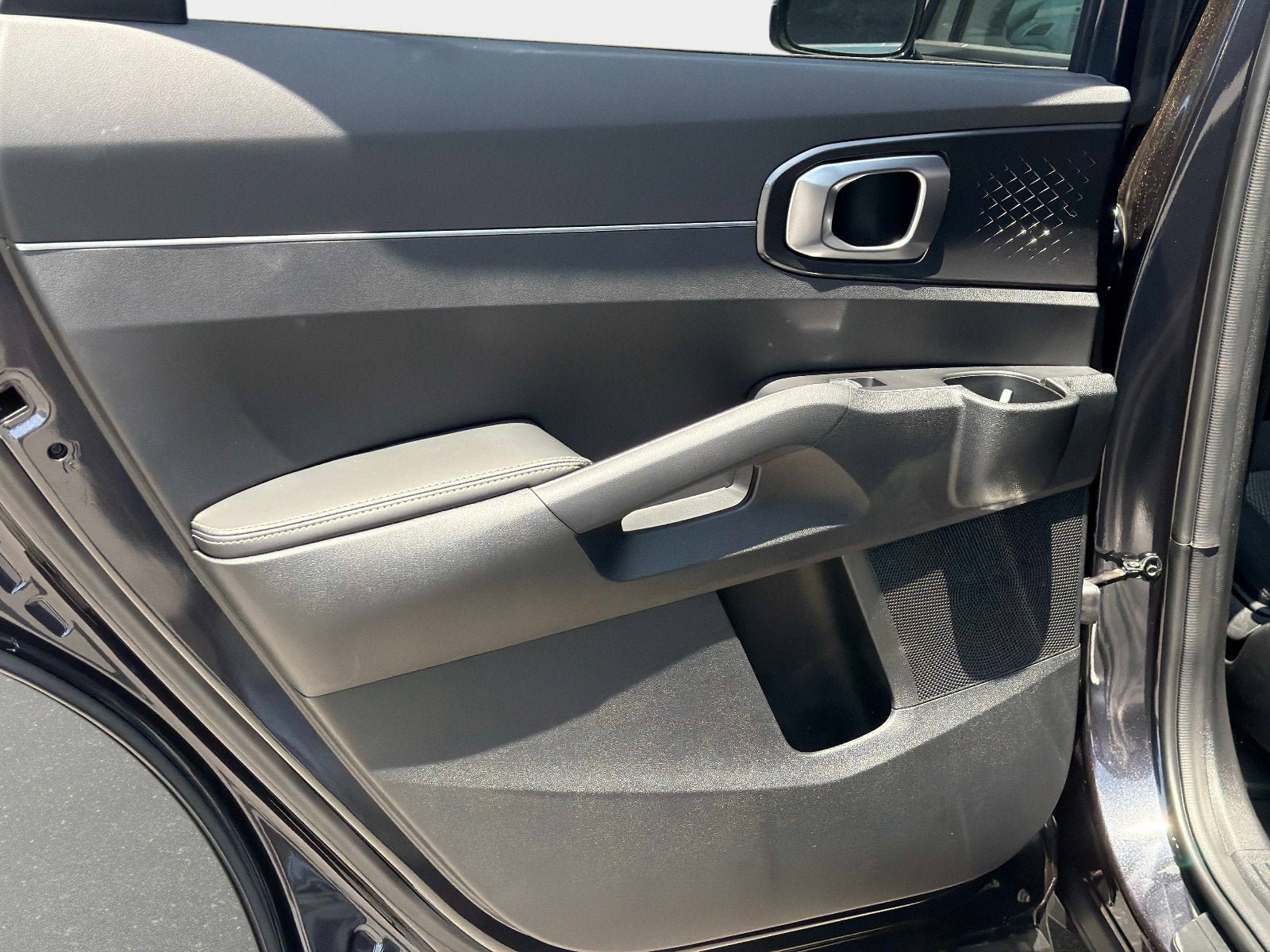 New 2026 Kia Sorento LX FWD image 10