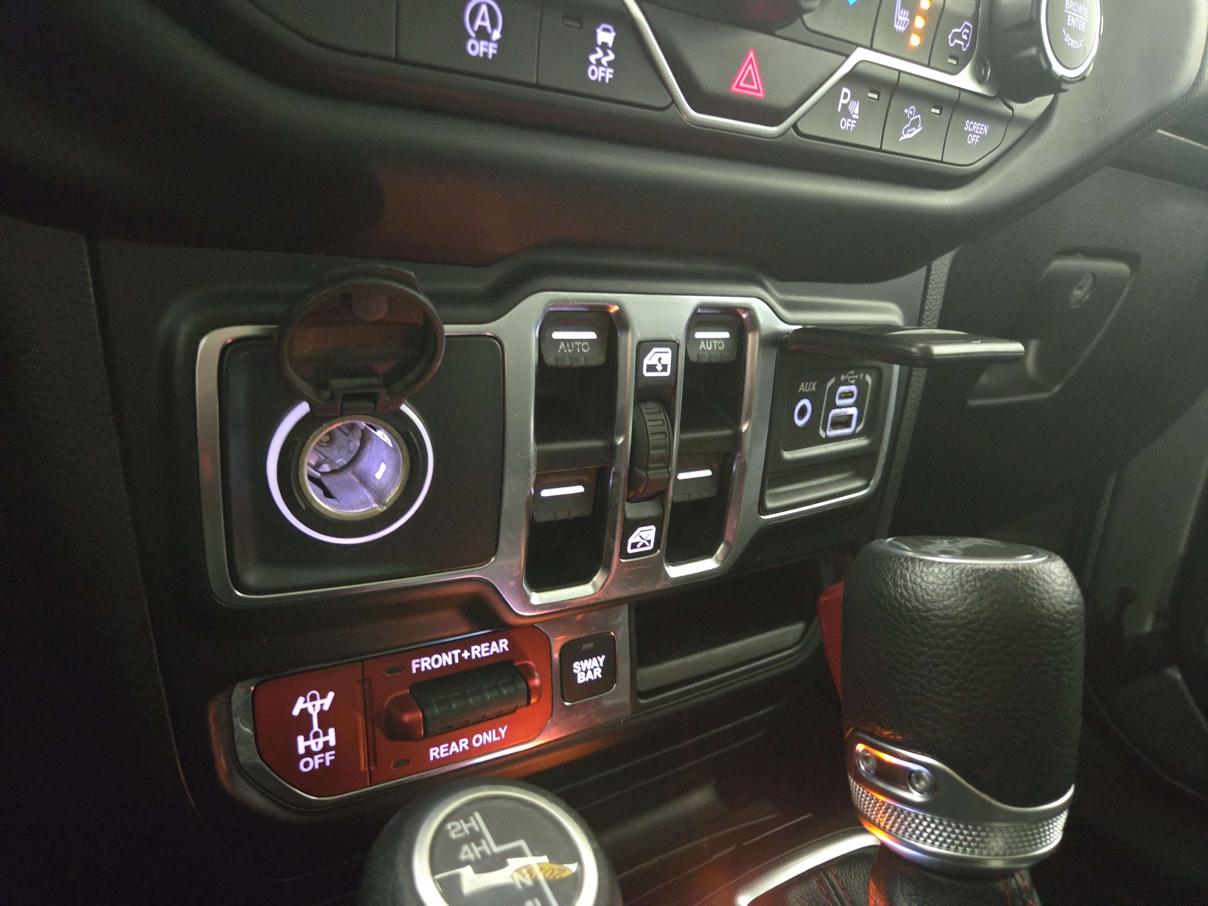 Used 2019 Jeep Wrangler Unlimited Rubicon AWD/4WD image 26