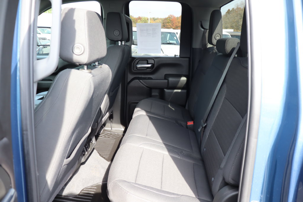 Used 2024 Chevrolet Silverado 2500 Custom w/ Custom Convenience Package AWD/4WD image 10