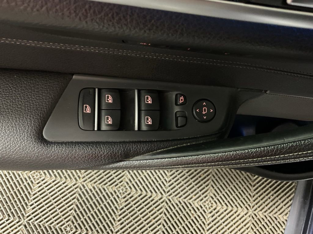 Used 2018 BMW 540i RWD image 20