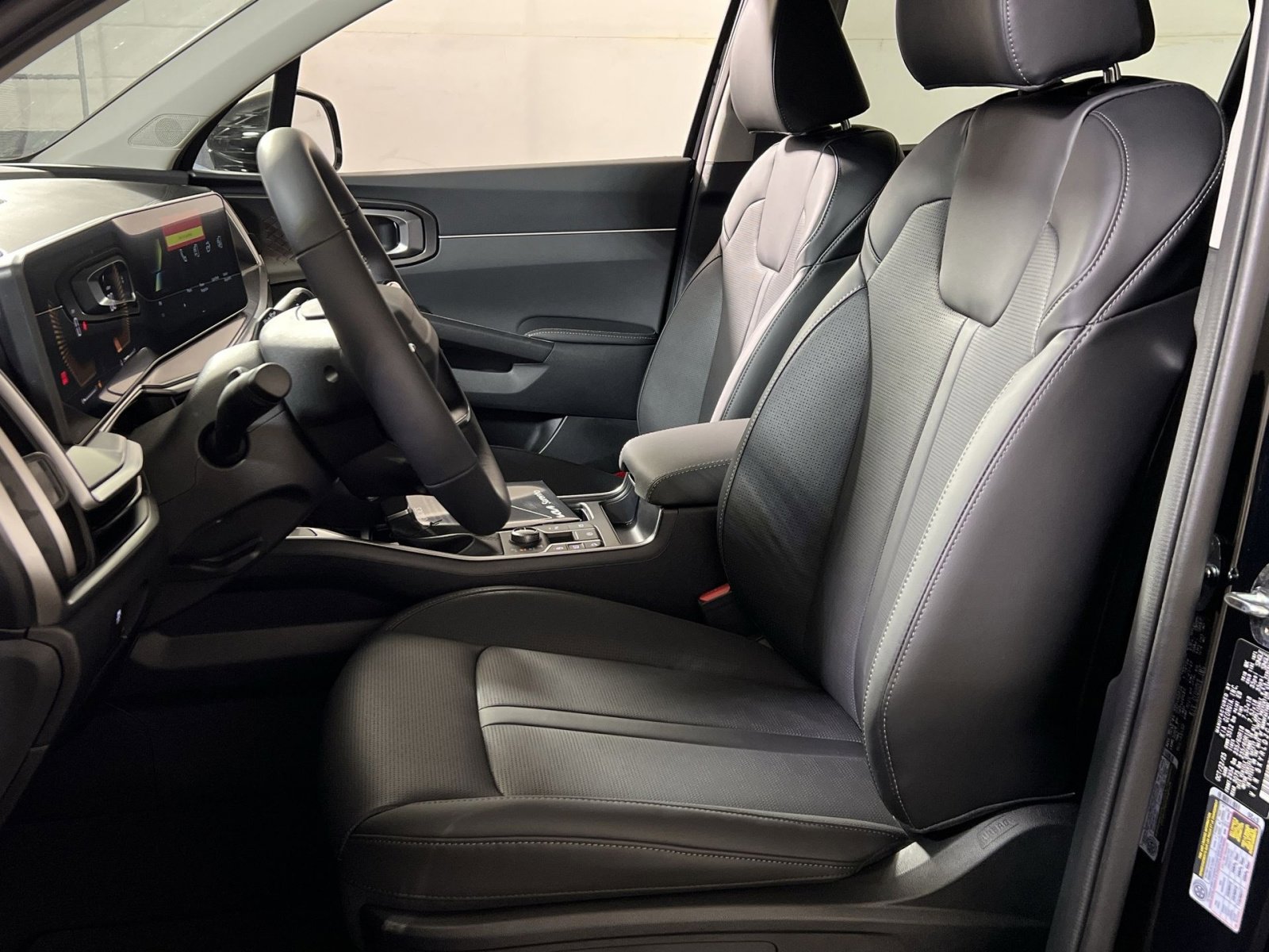 New 2026 Kia Sorento S image 11