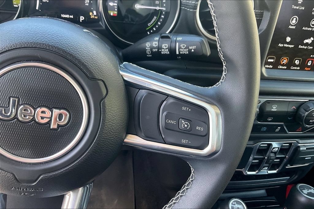 Used 2023 Jeep Wrangler Unlimited Sahara AWD/4WD image 19