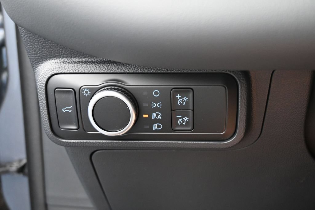 New 2026 Ford Explorer Active AWD/4WD image 33