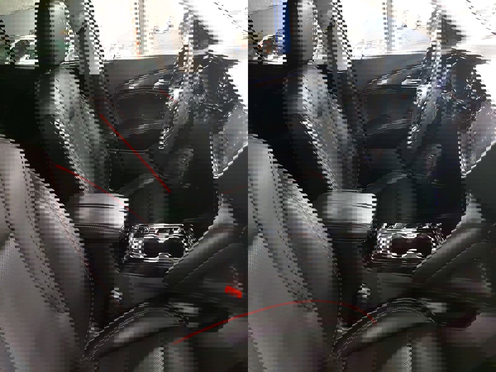 Used 2022 Buick Envision Essence w/ Technology Package II image 10