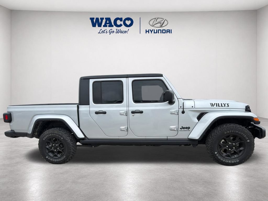 Used 2023 Jeep Gladiator Sport AWD/4WD image 13